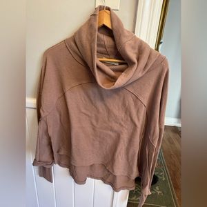 Free People Sweater. Size XS. Lightly worn